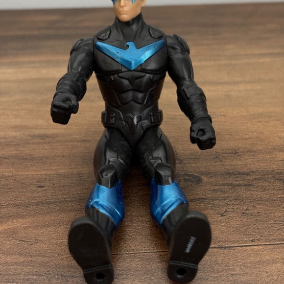 2019 Mattel DC Comics Batman Robin Missions NIGHTWING 6" Action Figure Toy - Picture 10 of 10